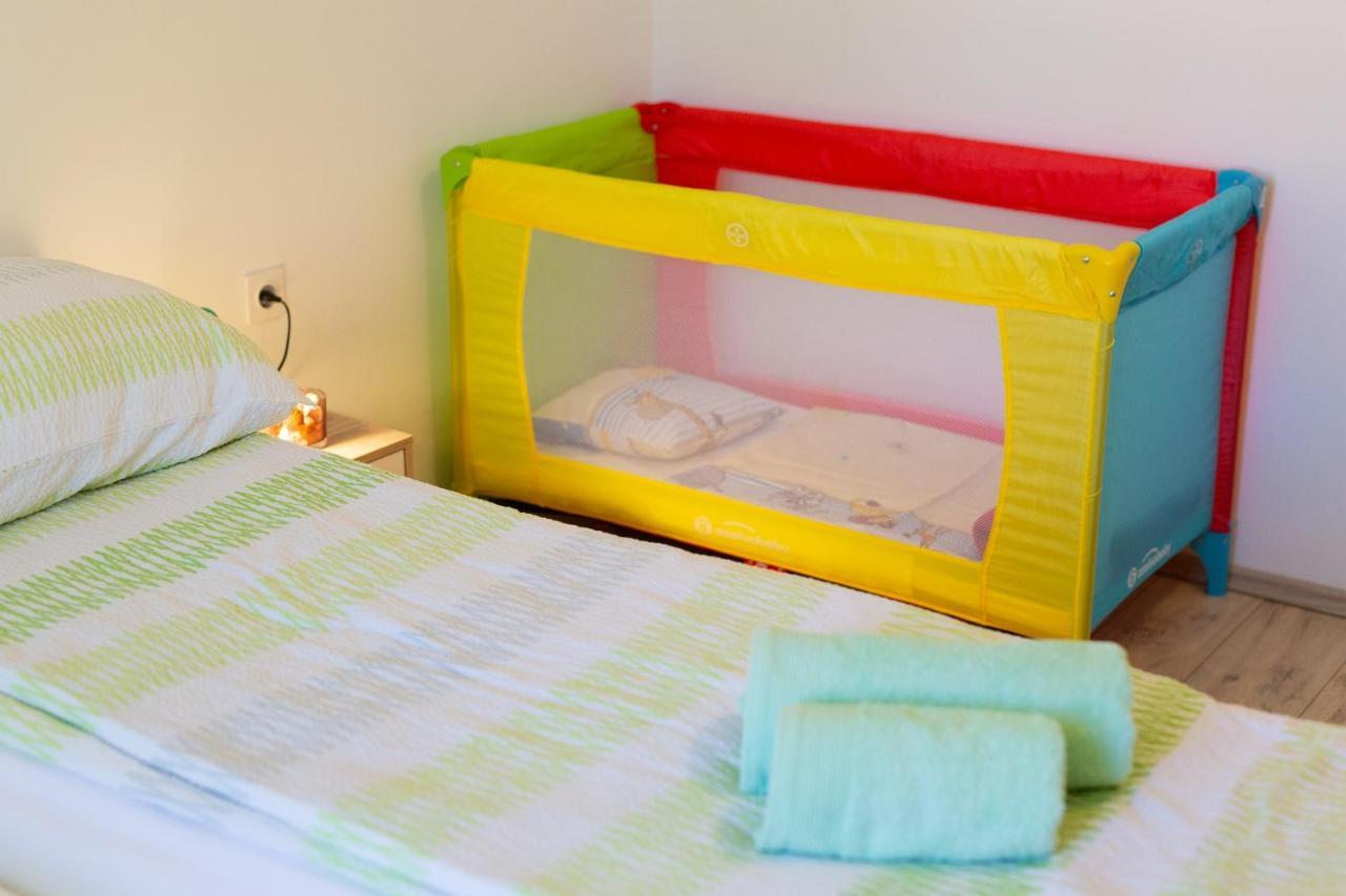 Mihael Apartma Malinska
