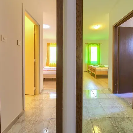 Apartman Mihael Malinska Exterior photo